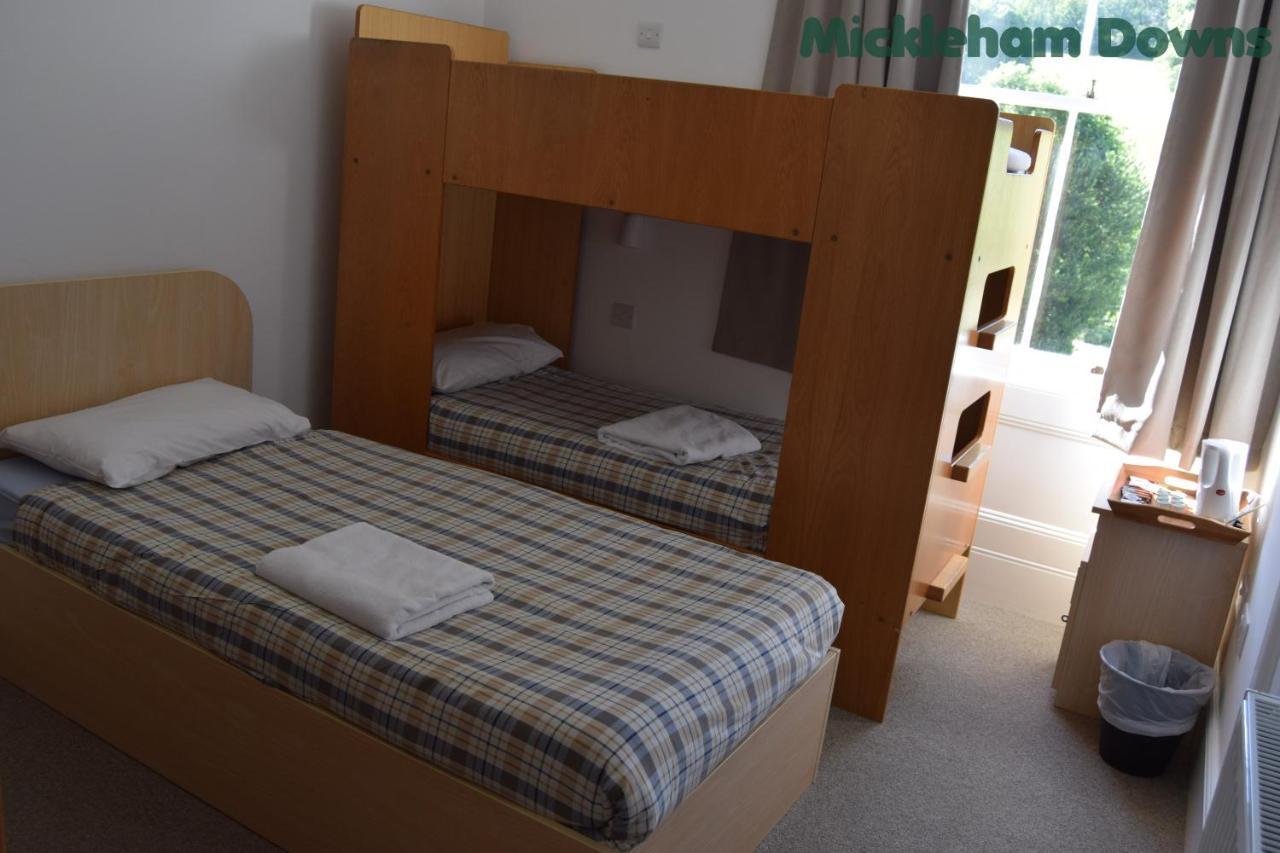 Fsc Juniper Hall Hostel Mickleham Extérieur photo